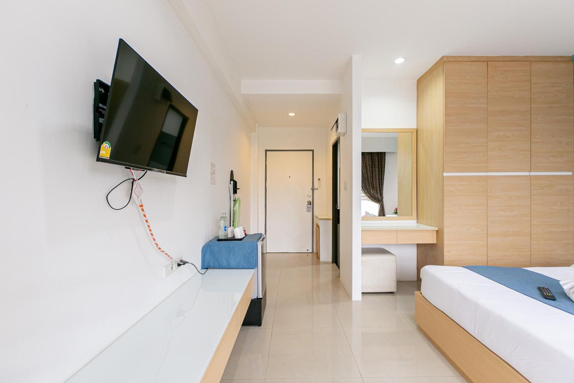 Ruan Plaisoi Apartment Bangkok Ngoại thất bức ảnh