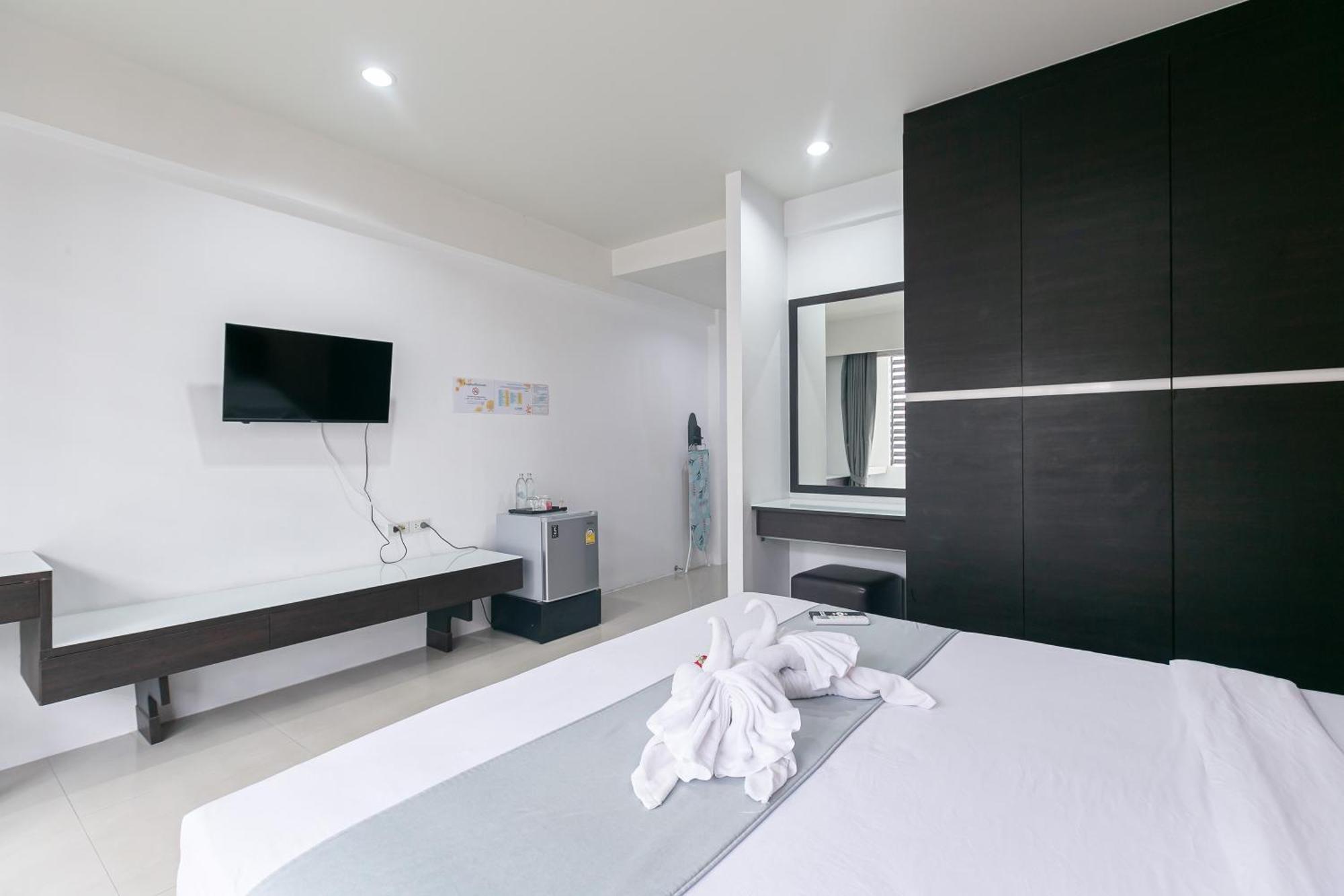 Ruan Plaisoi Apartment Bangkok Ngoại thất bức ảnh
